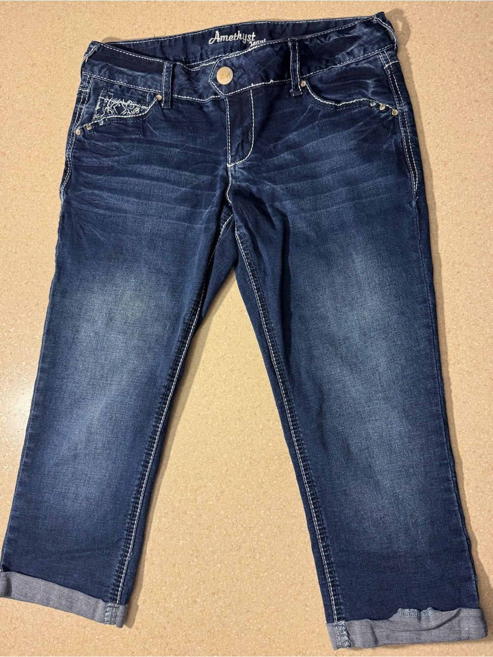 Amethyst Jeans Indigo Cropped Stretch Capri